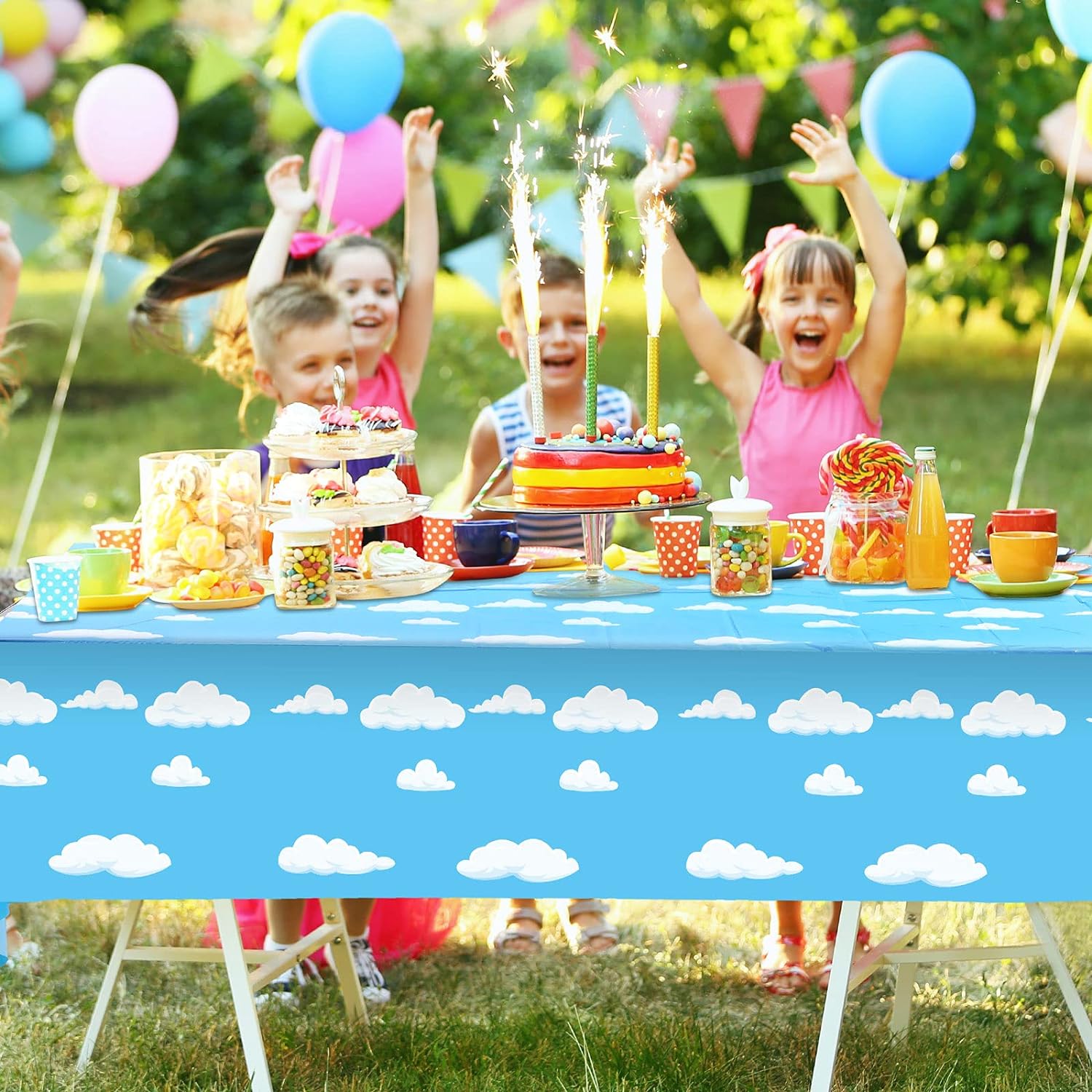 Toyss Inspired Birthday Party  - đánh giá và giá Table Cloth Disposable