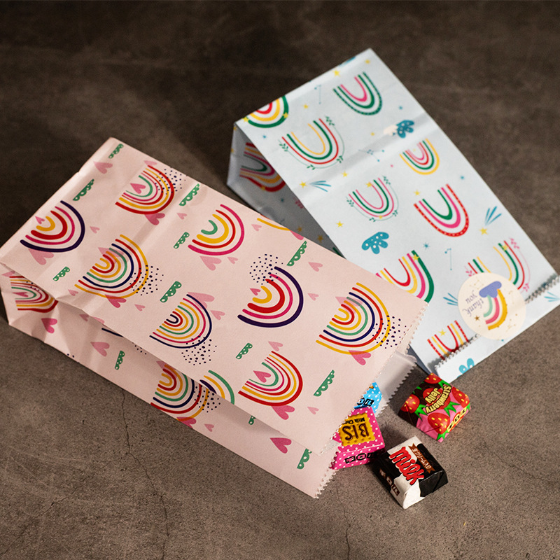 Small Paper Bags Rainbow Print - đánh giá và giá Event Party Box